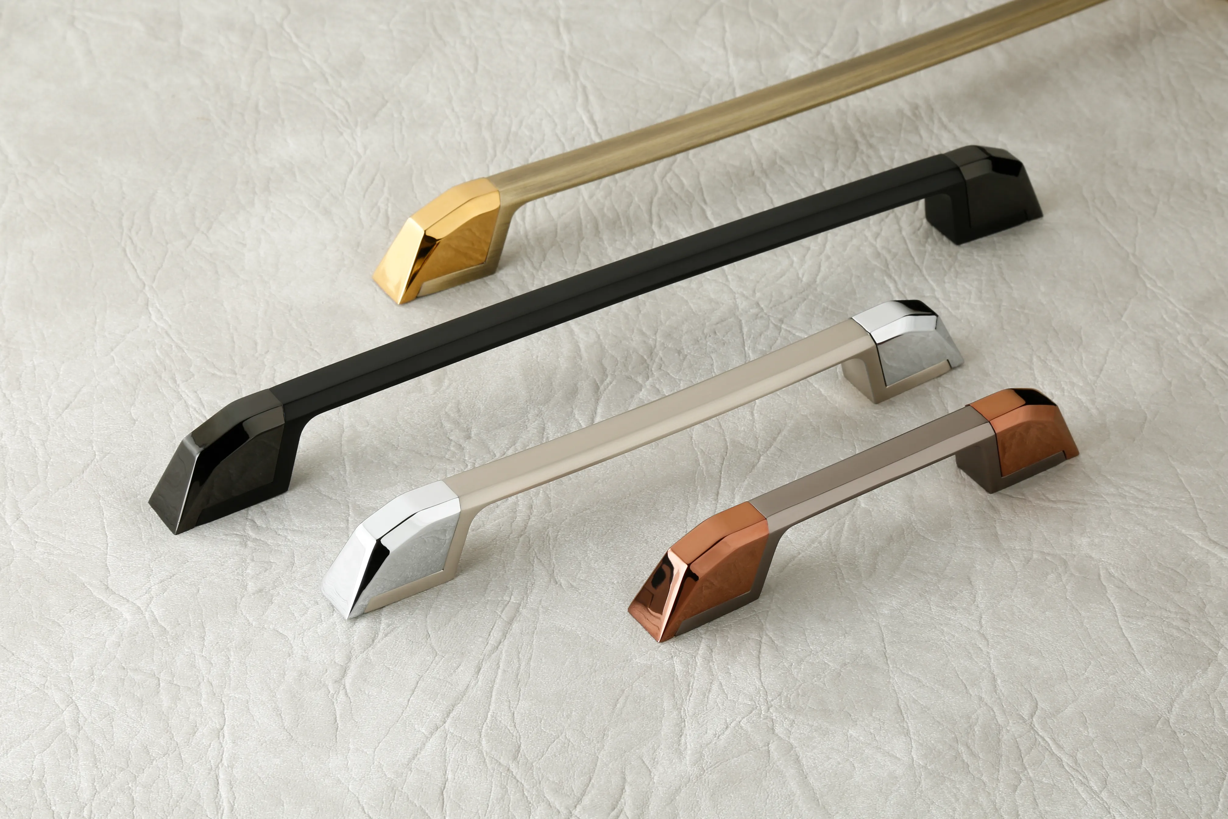 AURA Cabinet Handle