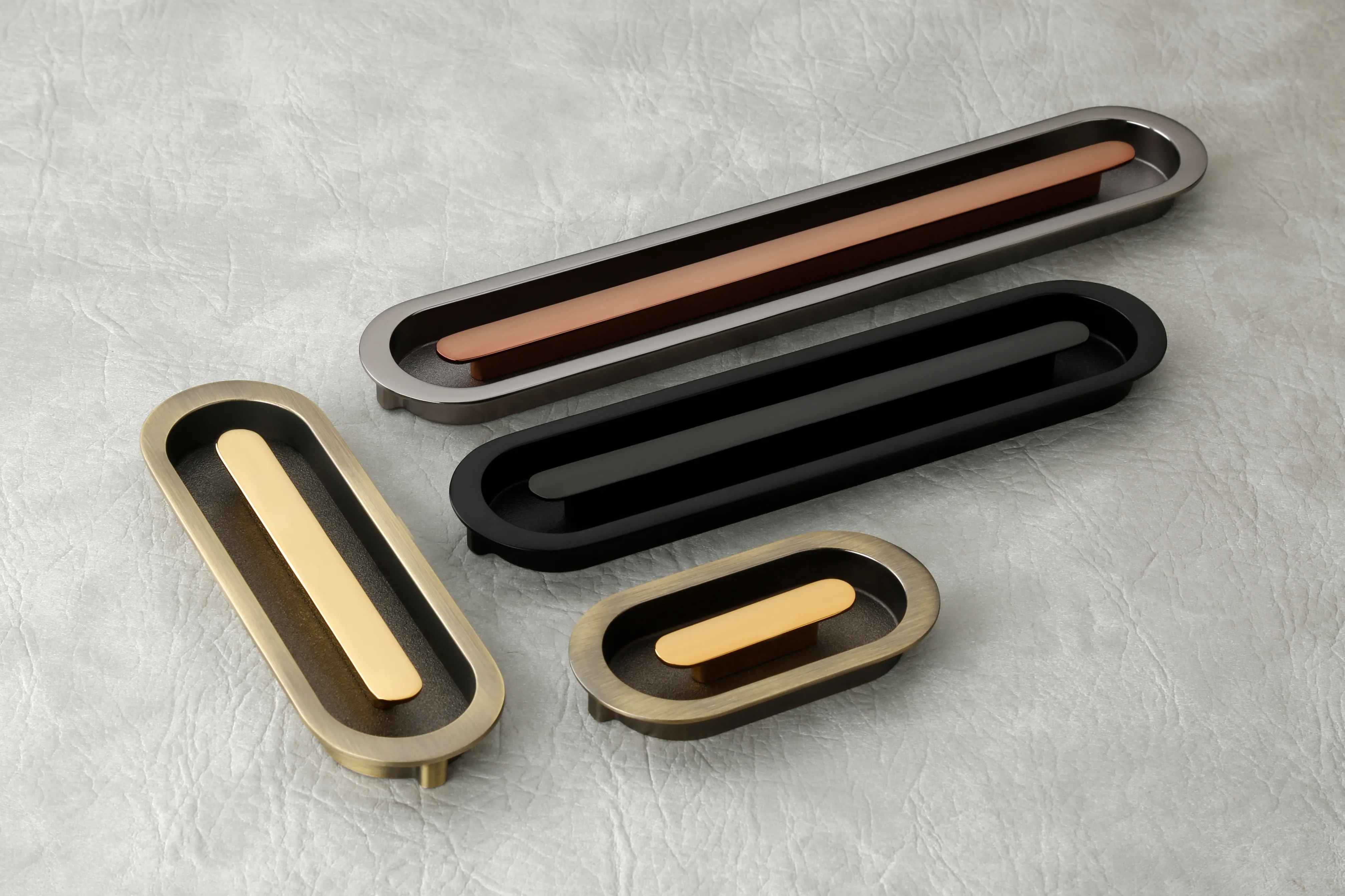 TOUCH Conceal Handle