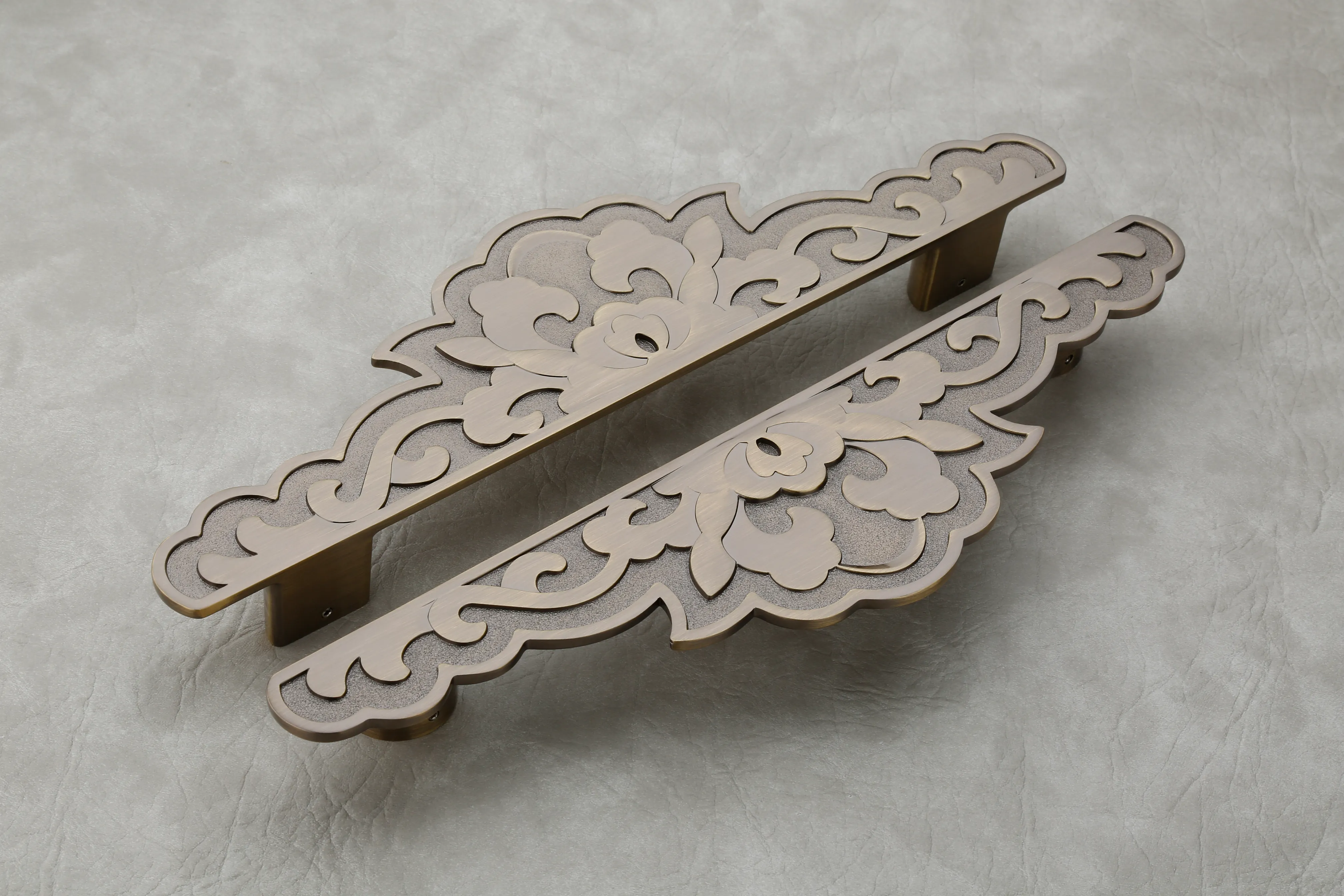 FLOWER-GD Door Handle